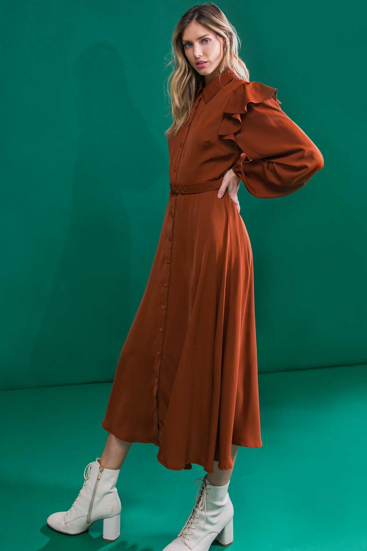 VESTIDO MIDI MARRÓN TEJIDO ELEGANCE